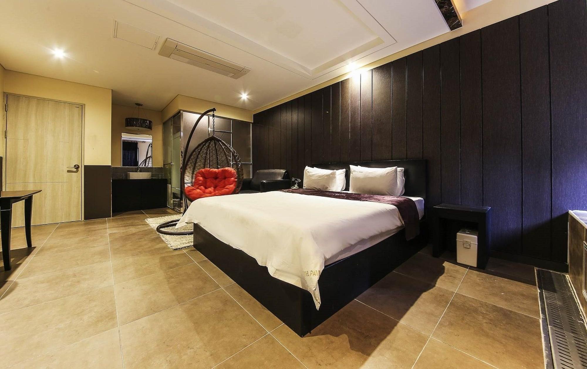 בוצ'און Hotel Pavia מראה חיצוני תמונה