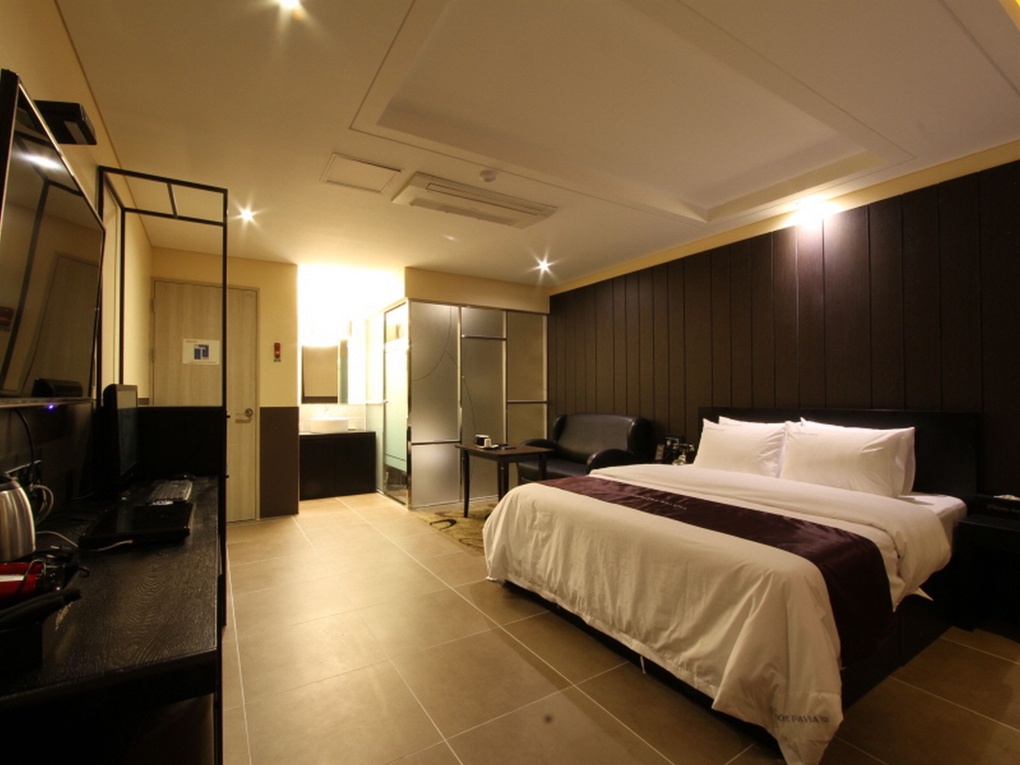 בוצ'און Hotel Pavia מראה חיצוני תמונה